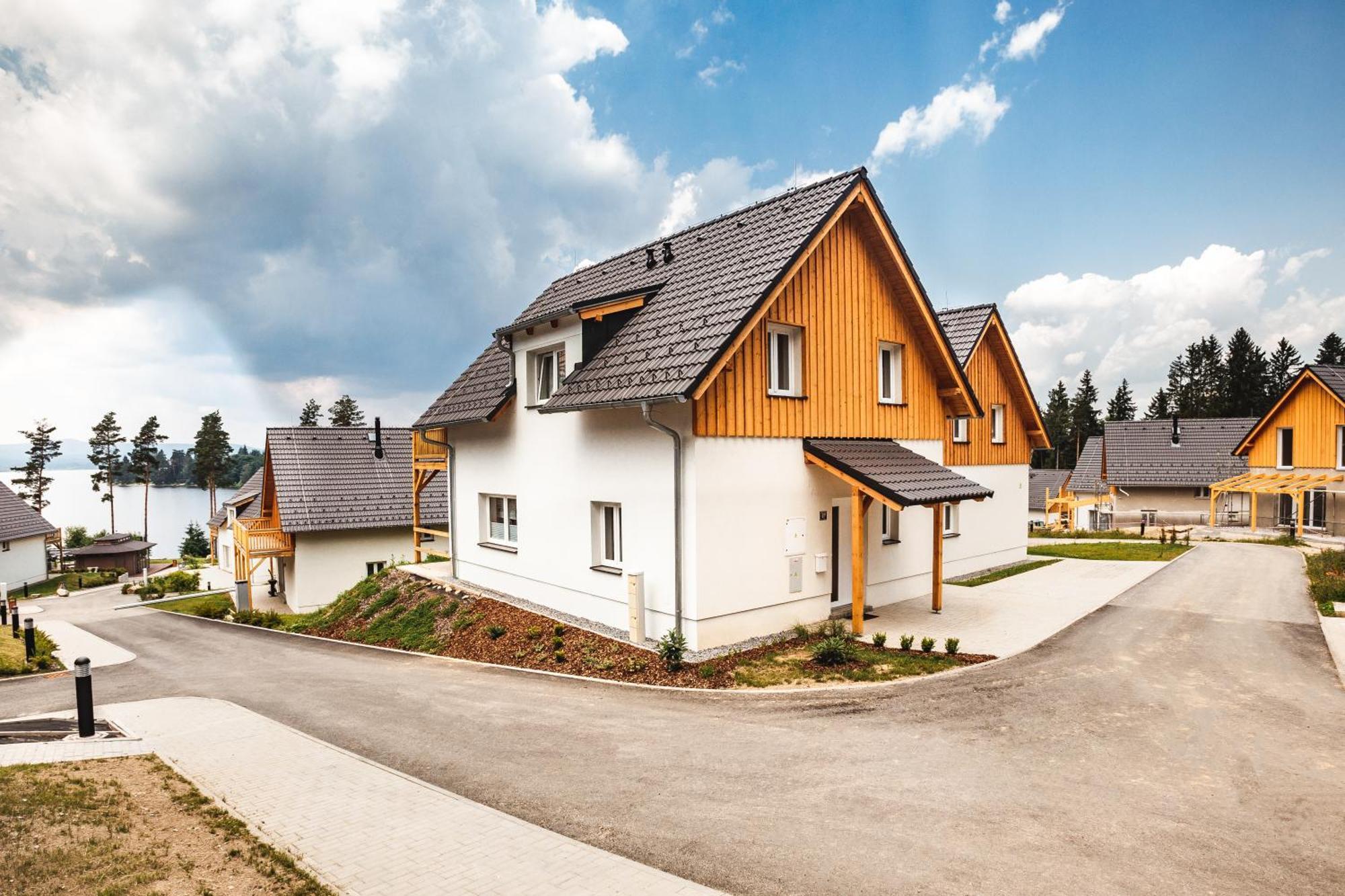 Lakeside Village - Vetrnik Фримбурк Экстерьер фото